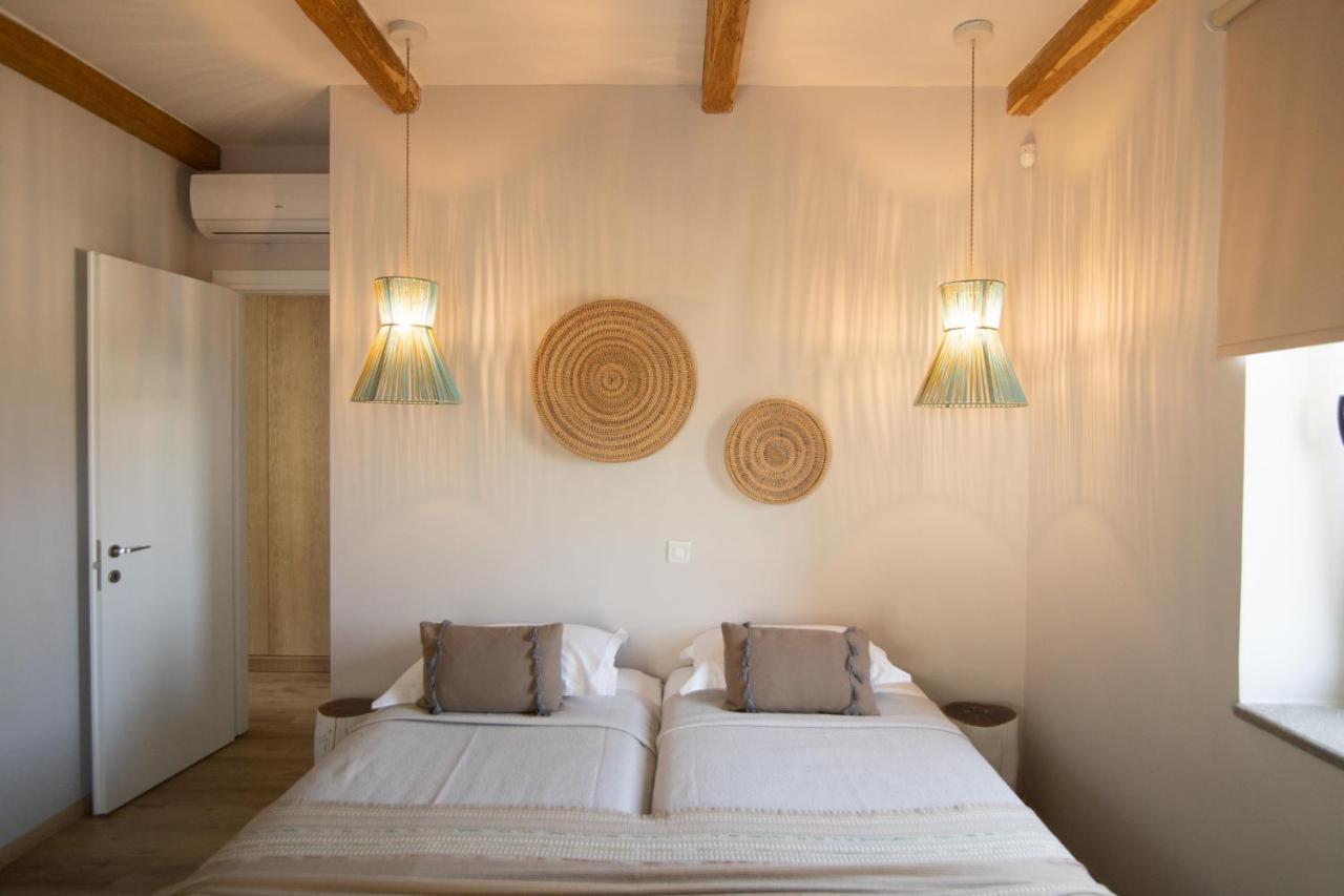 Elies Residences Luxury Apartments Mytilíni 外观 照片